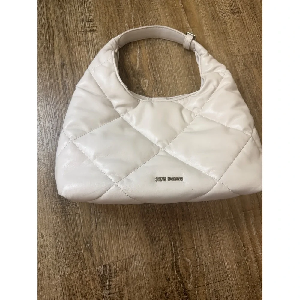 Steve Madden White Quilted Puffer Hobo Shoulder Bag Adjustable Strap Handbag